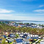 Royal Suite, 50 Meters To Beach, 10th Floor, Panoramic View, Parking, Porta Mare Active & * Dziwnówek