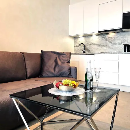 Royal Suite, 50 Meters To Beach, 10th Floor, Panoramic View, Parking, Porta Mare Active &