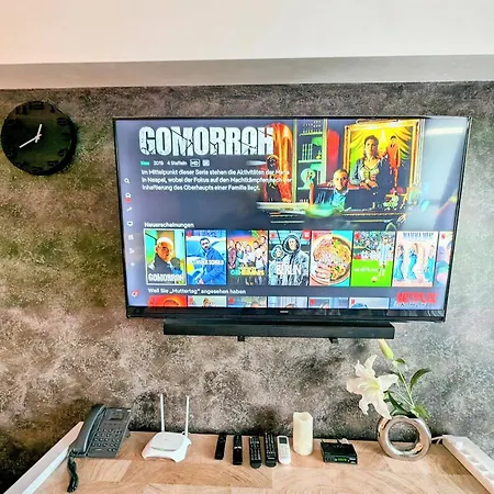 Royal Suite, 50 Meters To Beach, 10th Floor, Panoramic View, Parking, Porta Mare Active & Διαμέρισμα Dziwnówek