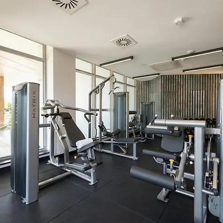 Royal Suite, 50 Meters To Beach, 10th Floor, Panoramic View, Parking, Porta Mare Active & *