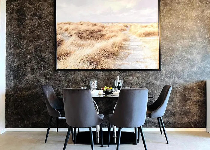 Royal Suite, 50 Meters To Beach, 10th Floor, Panoramic View, Parking, Porta Mare Active & Apartament Dziwnówek