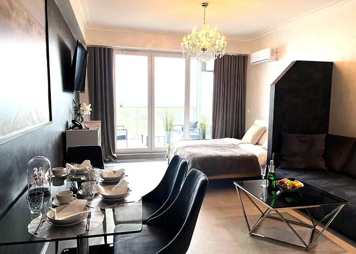 Royal Suite, 50 Meters To Beach, 10th Floor, Panoramic View, Parking, Porta Mare Active & Apartament