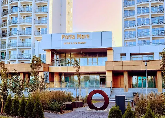 Royal Suite, 50 Meters To Beach, 10th Floor, Panoramic View, Parking, Porta Mare Active &