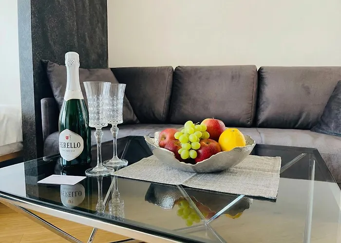 Royal Suite, 50 Meters To Beach, 10th Floor, Panoramic View, Parking, Porta Mare Active & Διαμέρισμα *