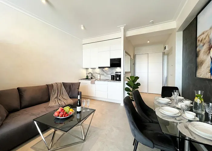 Διαμέρισμα Royal Suite, 50 Meters To Beach, 10th Floor, Panoramic View, Parking, Porta Mare Active & Dziwnówek