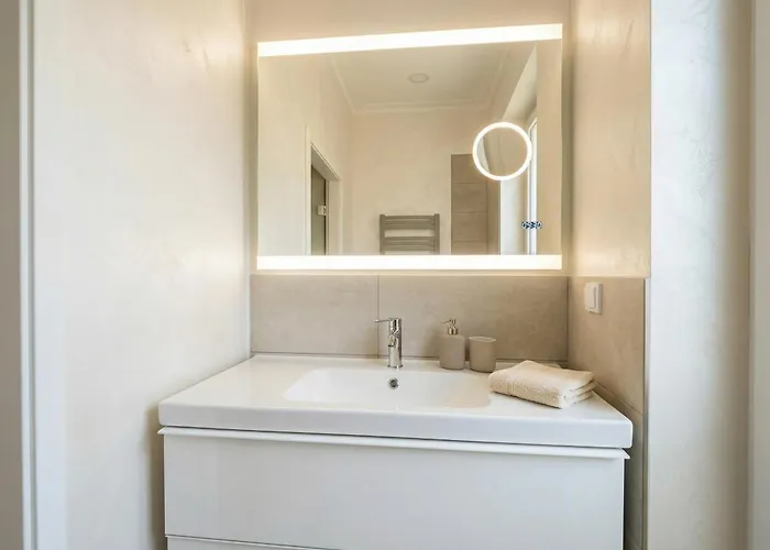 Royal Suite, 50 Meters To Beach, 10th Floor, Panoramic View, Parking, Porta Mare Active & Διαμέρισμα Dziwnówek